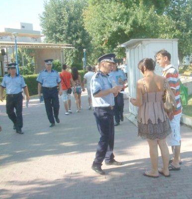 Huţucă şi Burlacu au semnat protocoalele de colaborare pe perioada sezonului estival